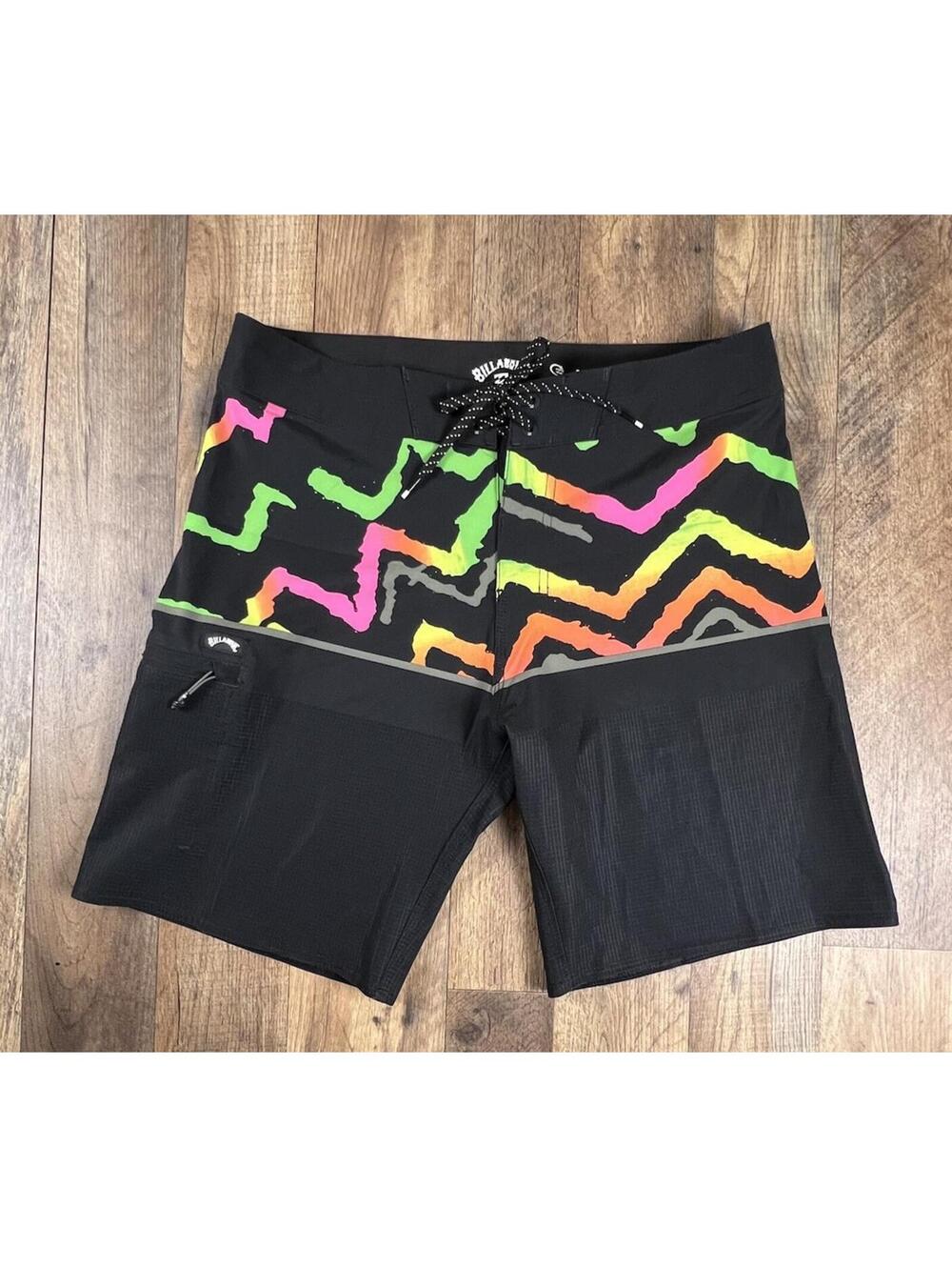Billabong Board Shorts Recycler Fifty50 Airlite Mens 30 x 9" inseam Black Neon